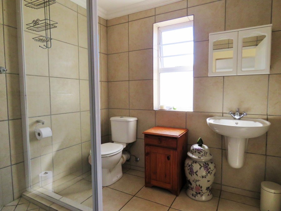 9 Bedroom Property for Sale in Waterfront Western Cape